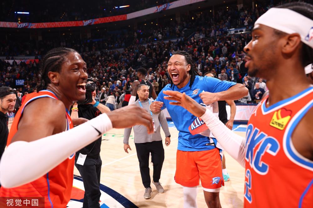 足坛一夜动 足坛一夜动